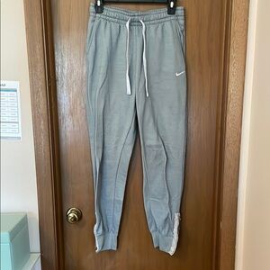Nike Dri-FIT Gray Sweatpants